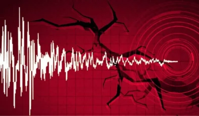 Japonya’da deprem: 5 bina çöktü