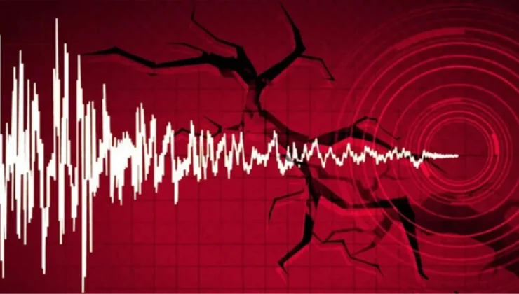 Japonya’da deprem: 5 bina çöktü